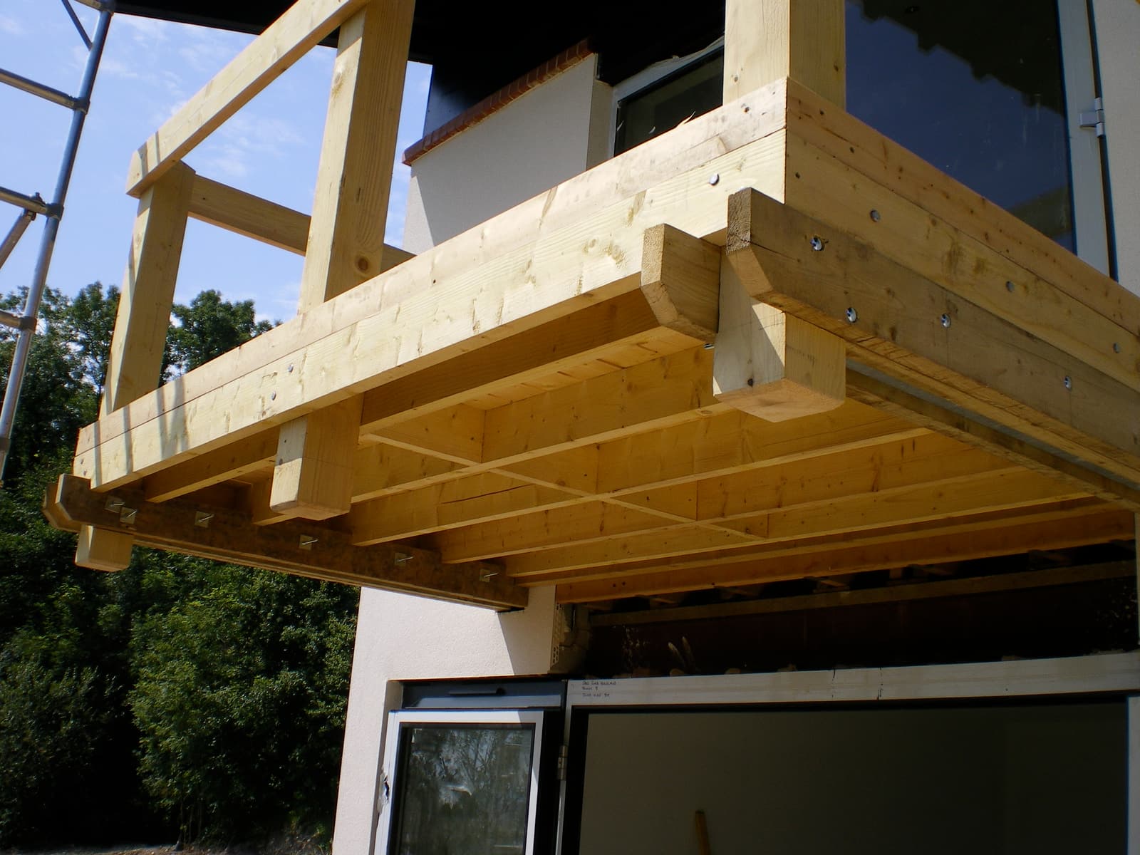 Large Deck – Bridgend
